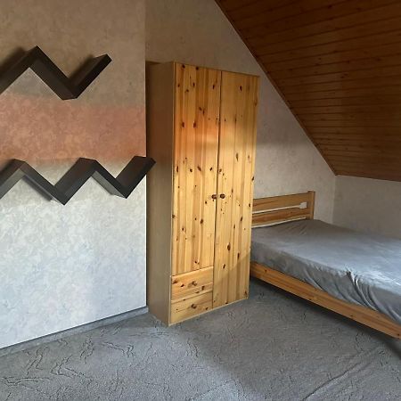 布达佩斯苹果酒店 بودابست المظهر الخارجي الصورة