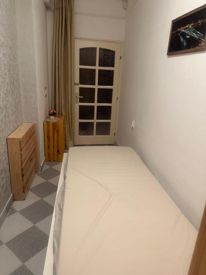 布达佩斯苹果酒店 بودابست المظهر الخارجي الصورة